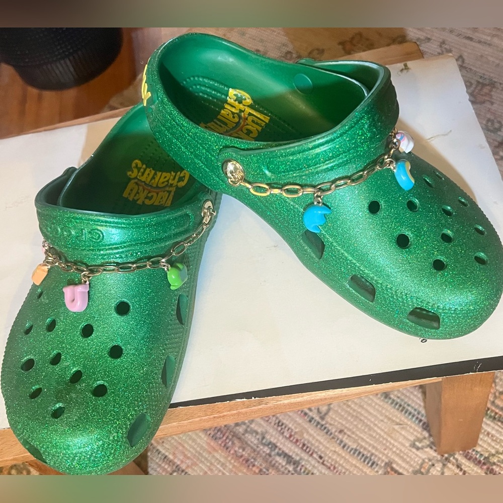 CROCS Lucky Charms mules
